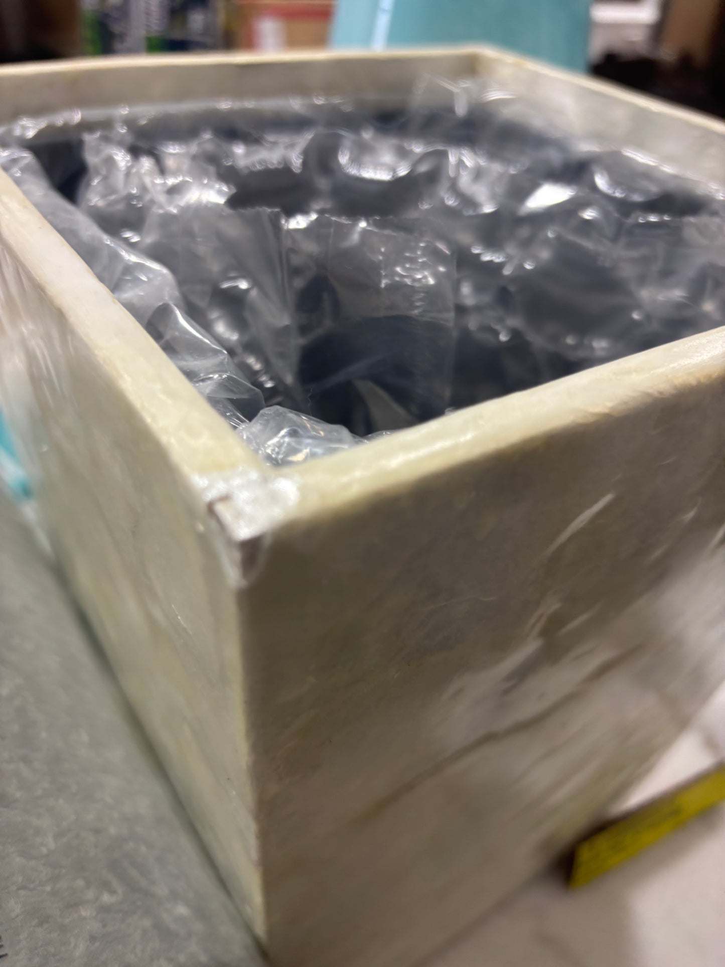 Waste Bin - Andria 1 Gallon small chip at top - WF1.2.26