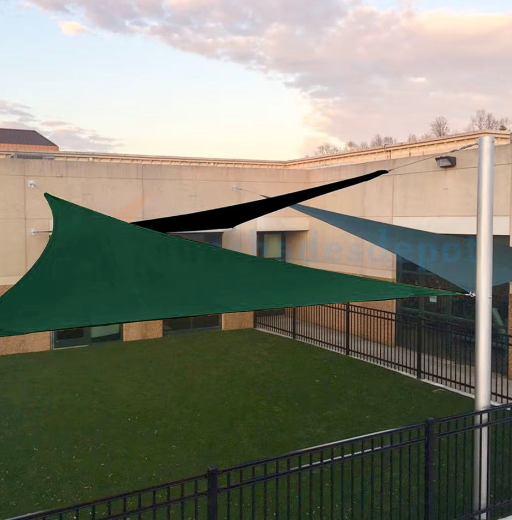 Shade Sail - 12 x 12 x 12 Green Shade Sail with Hardware