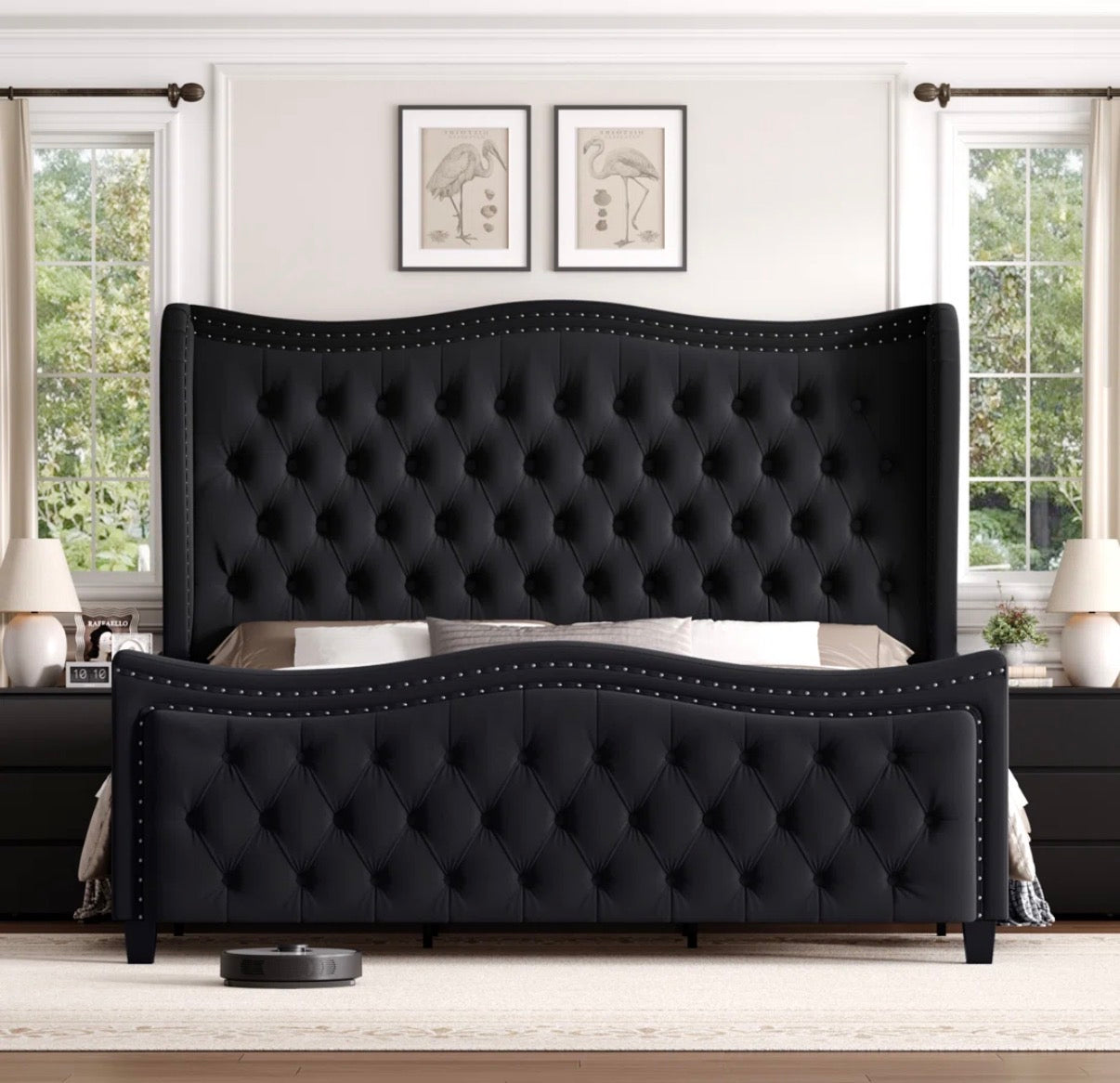 Bed - Queen Size Metter Upholstered Bed