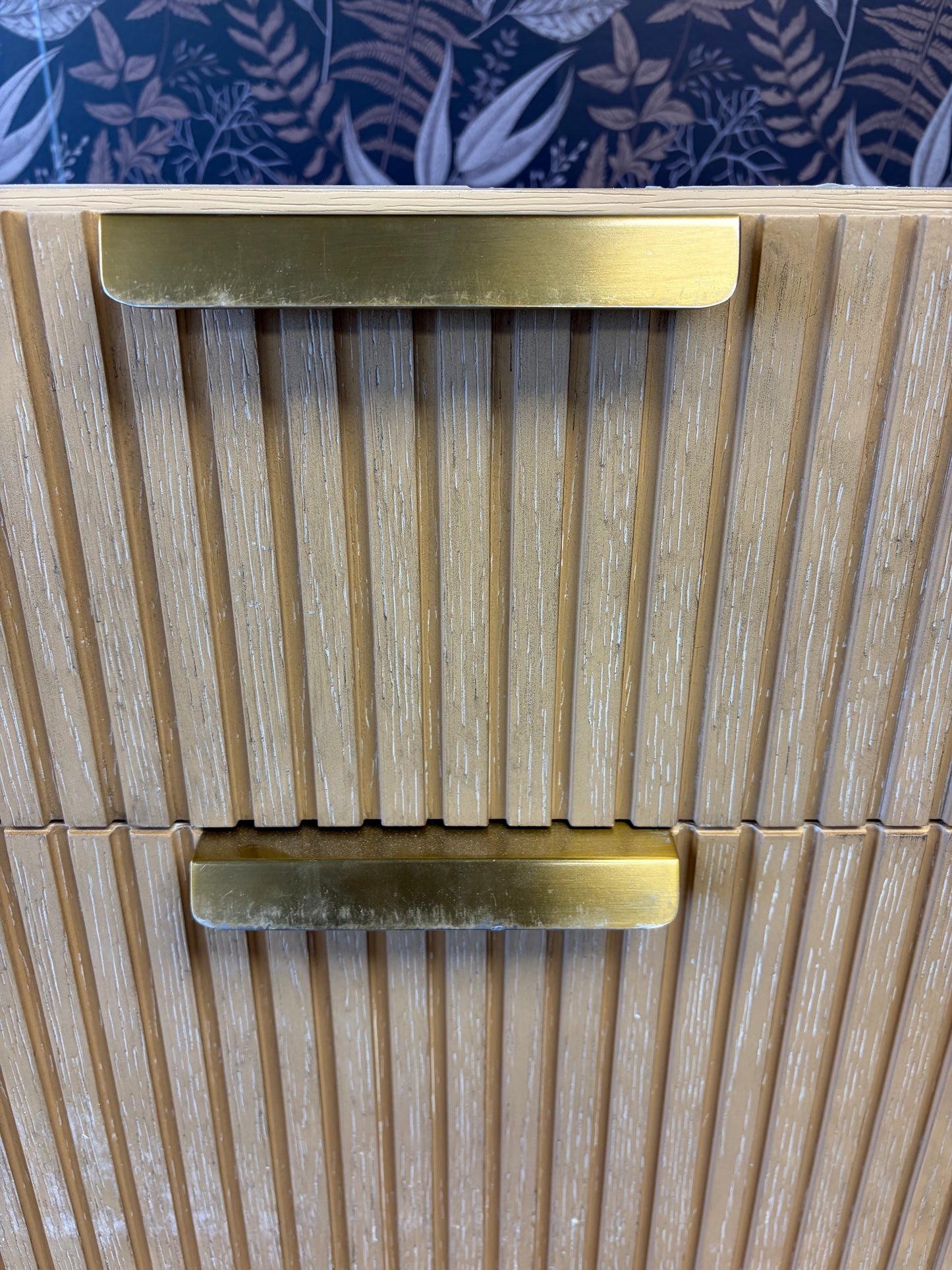 Bathroom Vanity - Liljan 24'' Classic Oak Wall-Mounted Single Bathroom Vanity WITHOUT TOP (SEE ALL PHOTOS)