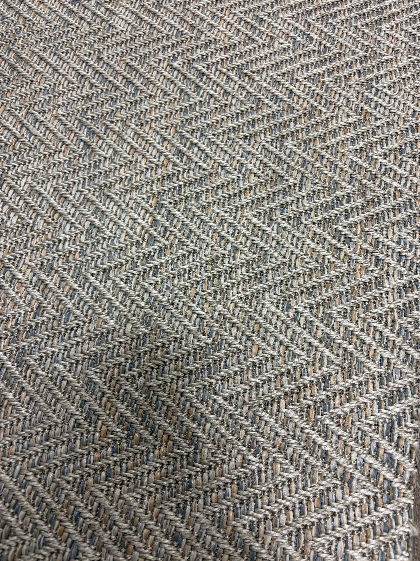 Rug - 3’ x 5’ Chevron Low Pile