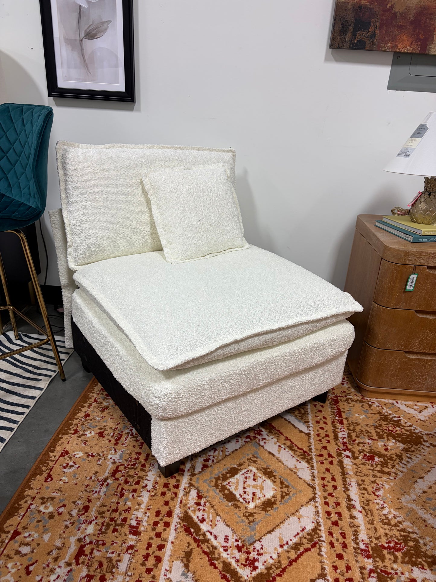 Chair - Accent Armless Cream Boucle