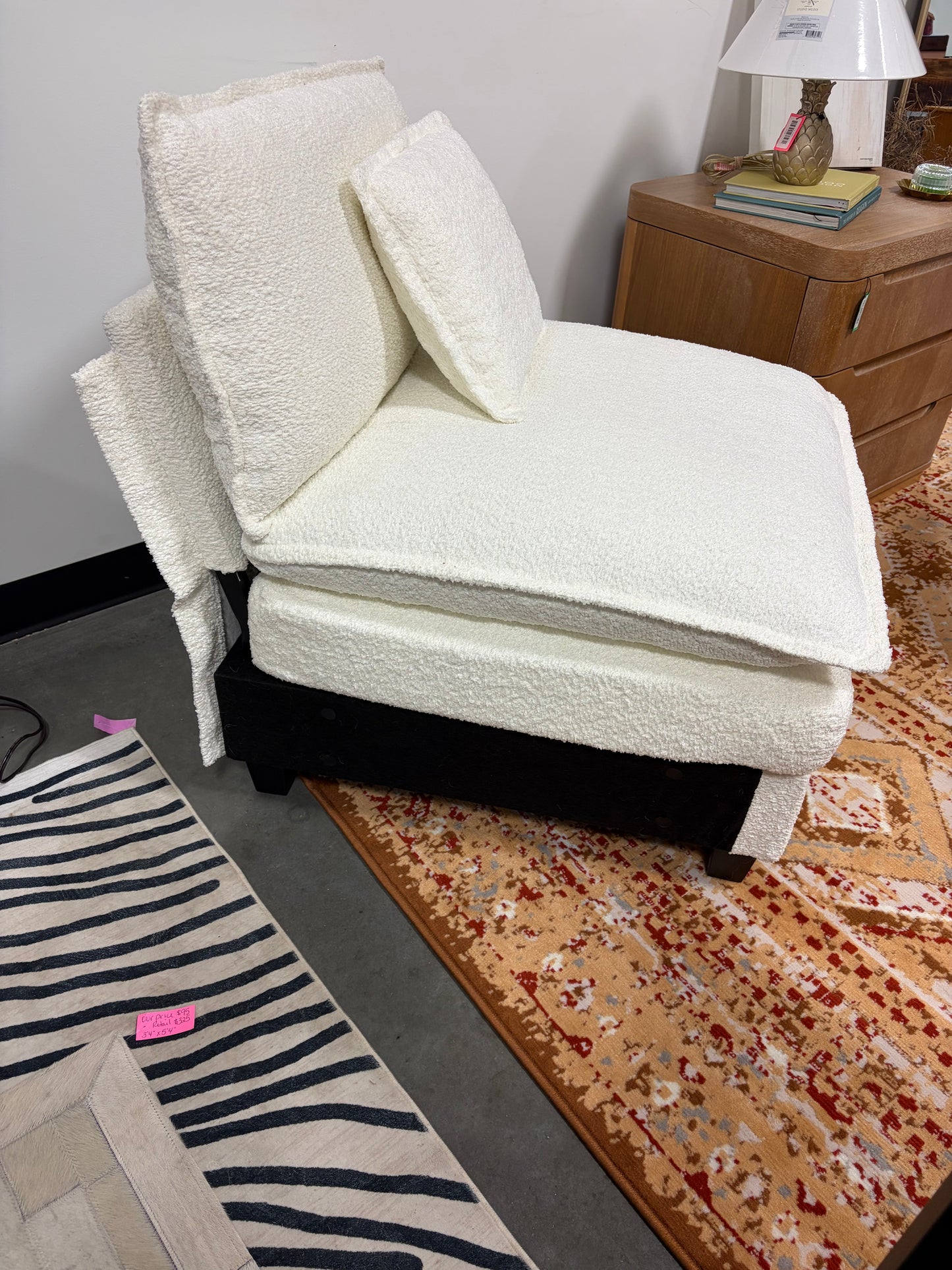 Chair - Accent Armless Cream Boucle
