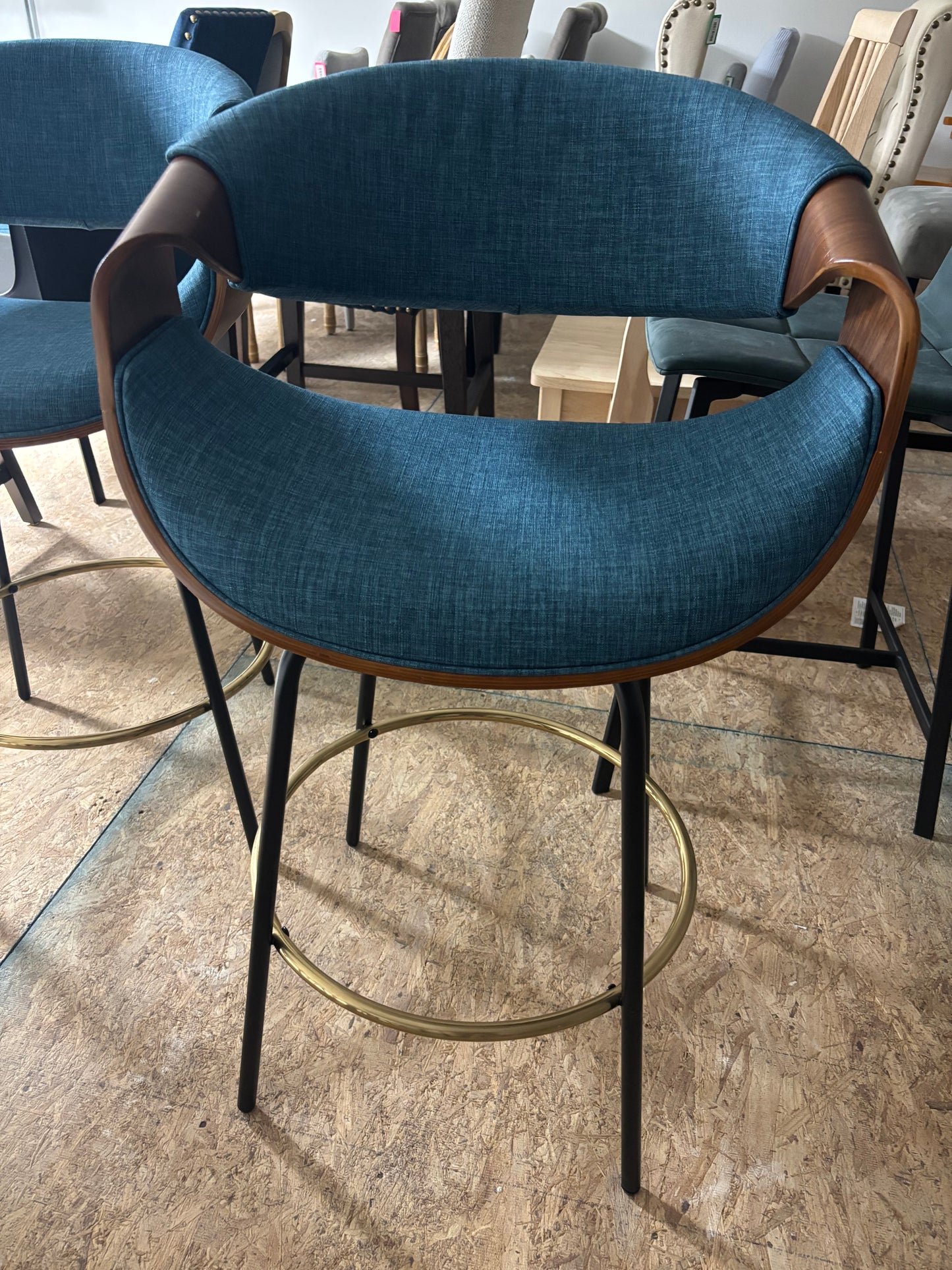 Barstool Set of 2 - 26” Glitzhome Swivel - Hebron3