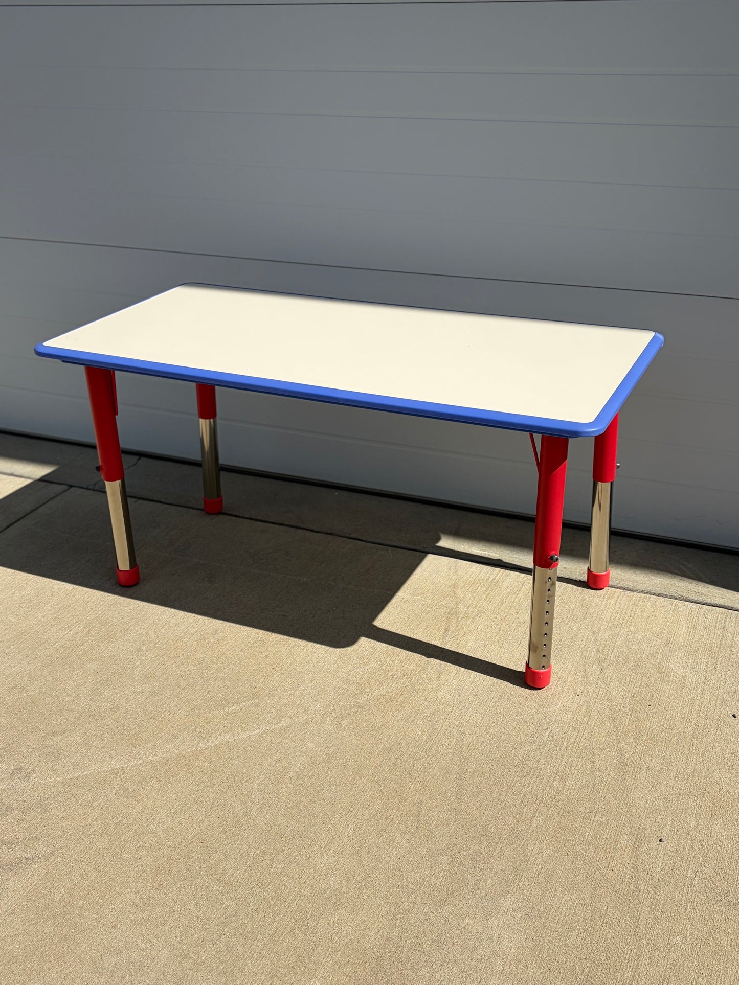 Flash Furniture Emmy Activity Table - Adjustable Classroom Activity Table