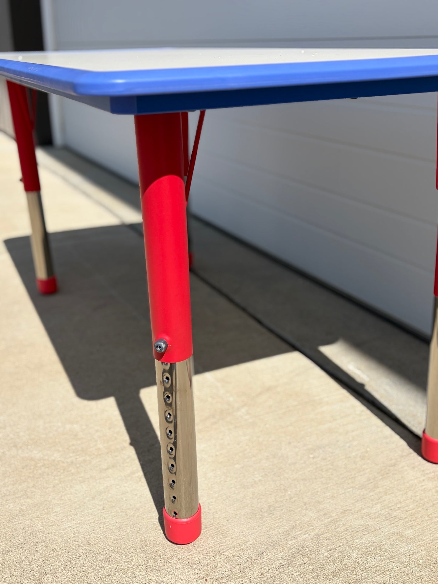 Flash Furniture Emmy Activity Table - Adjustable Classroom Activity Table