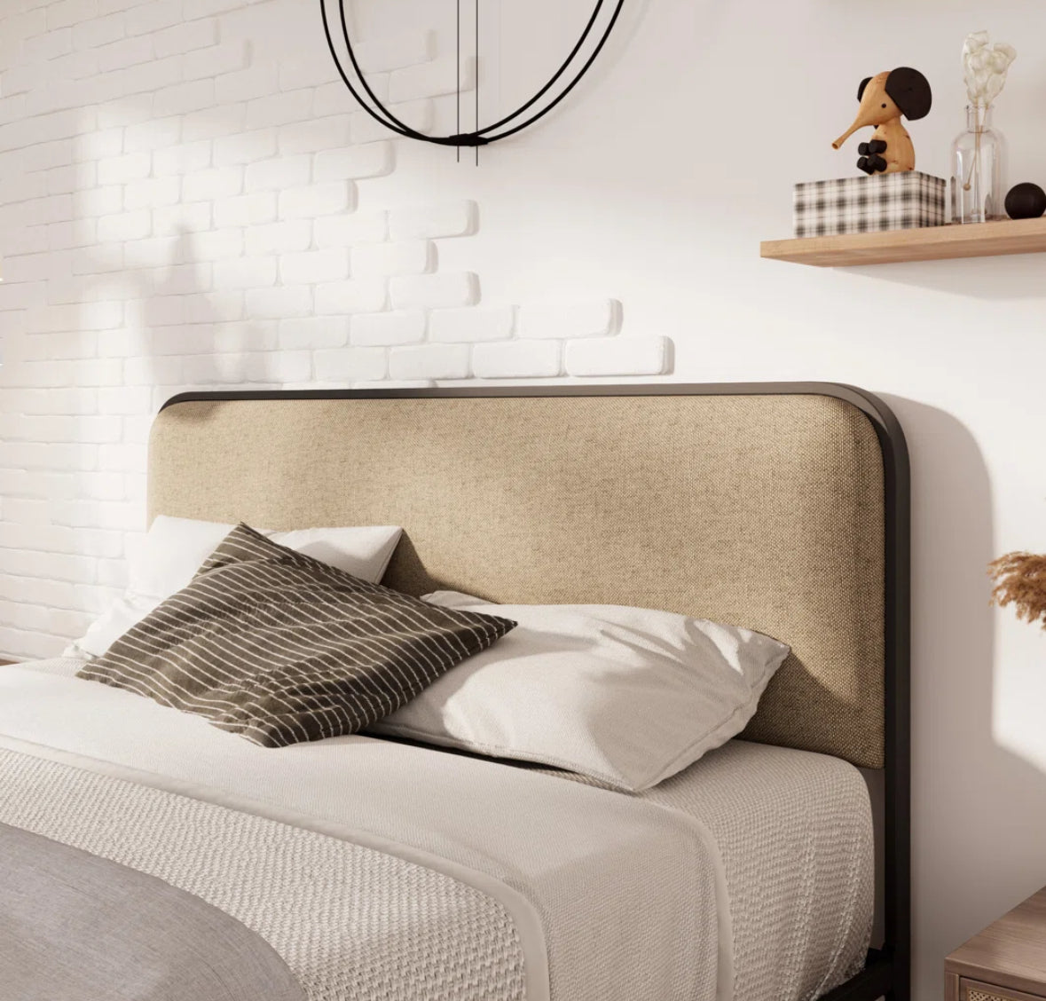 Bed - Queen Size Upholstered Metal Platform Bed - WF9.25.25
