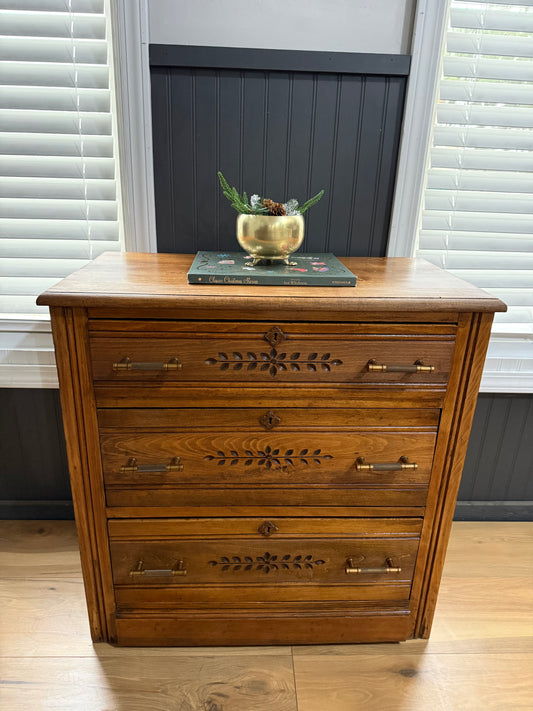 Vintage Washstand - McFair Furniture
