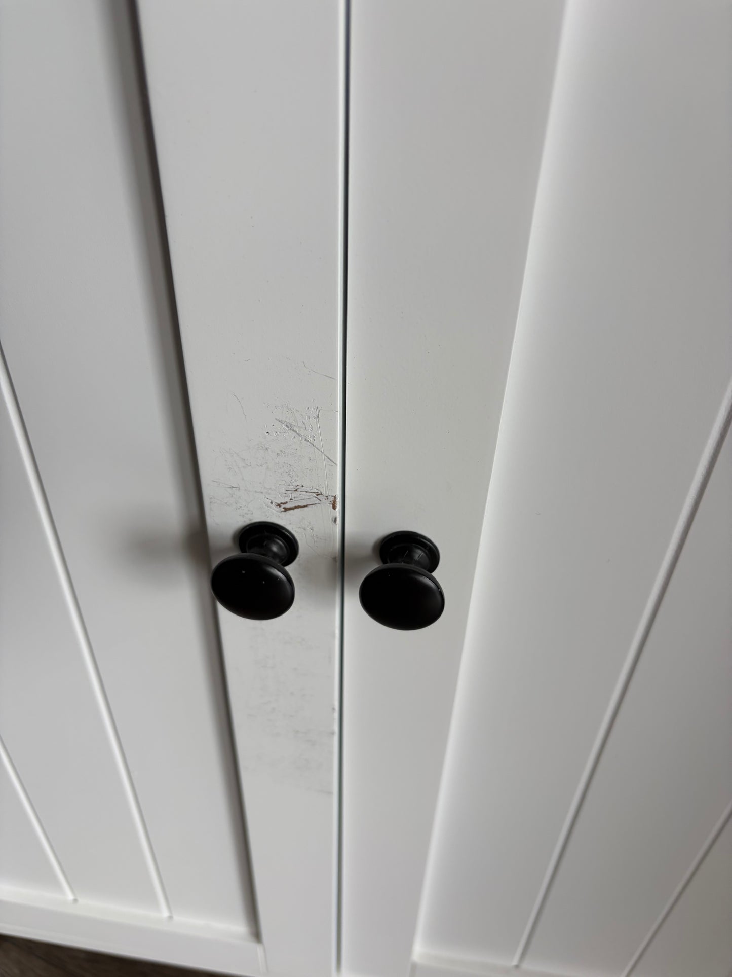 Cabinet - Costway 2-Door Bathroom Floor Storage Cabinet Space Saver Organizer White ( see all photos)