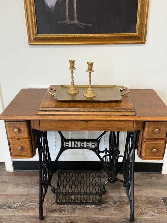 Vintage Singer Sewing Machine - McFair Furniture