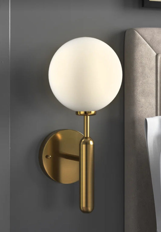 Sconce - Gold Globe Wallchiere SEE ALL DETAILS - WF