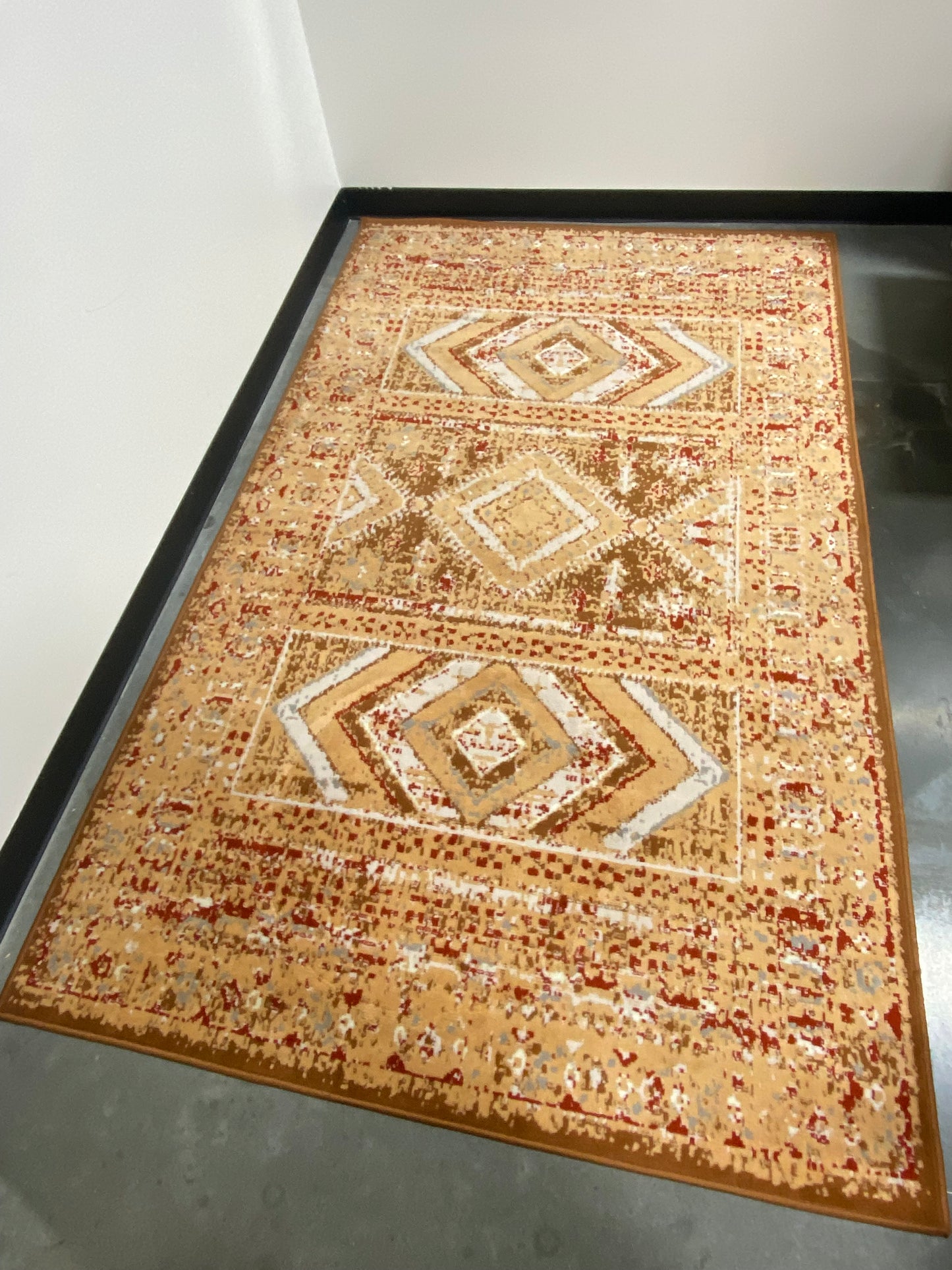 Rug - 5’x8’ Red, Camel & Gold