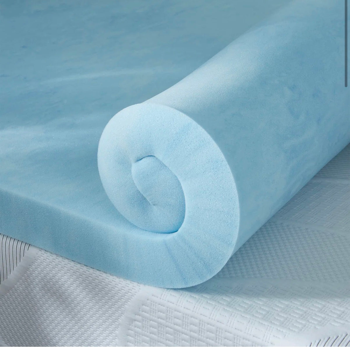 Mattress Topper - Queen Size 4" Slumber Solutions  Cooling Gel Memory Foam Mattress Topper