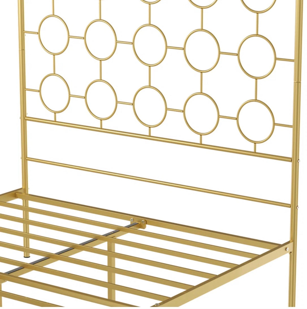 Bed - Queen Size Deedgra Metal Canopy Bed