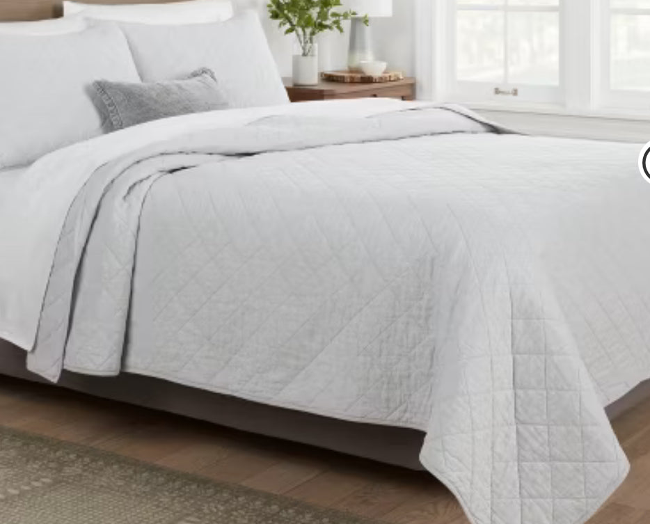 Bedding - King Size Thin Quilt Solid Light Grey - TG10.31.25