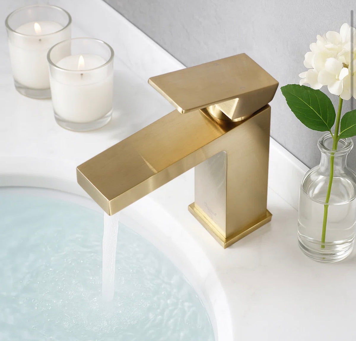Bathroom Faucet - Oakland Single Handle Lavatory Faucet