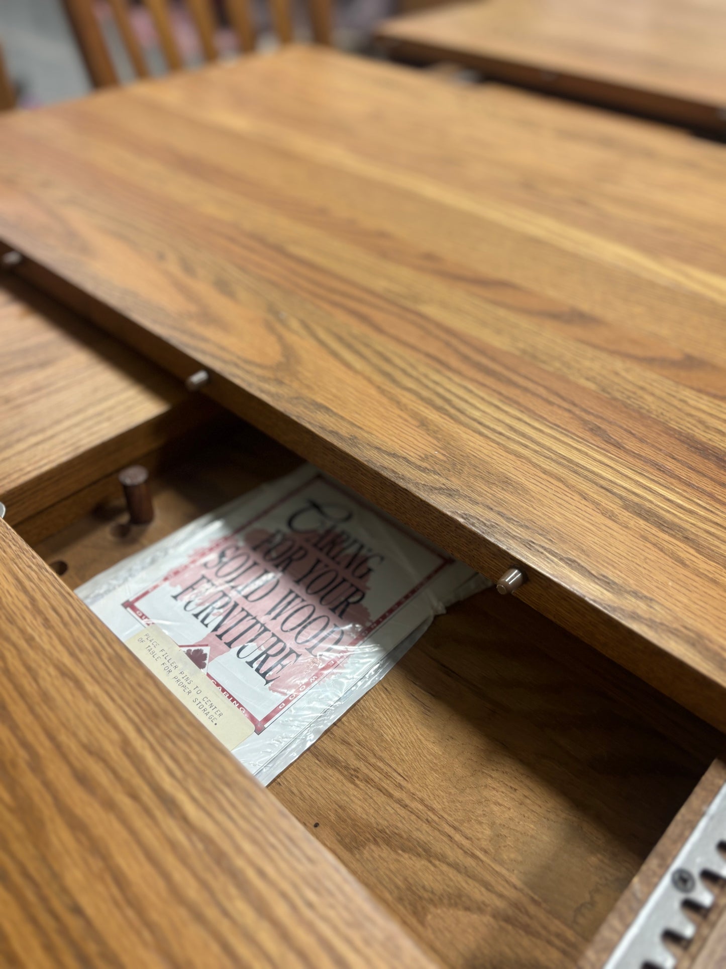 Dining Set - Solid Oak Amish Built 6 Piece set with 4 Leaves - HM