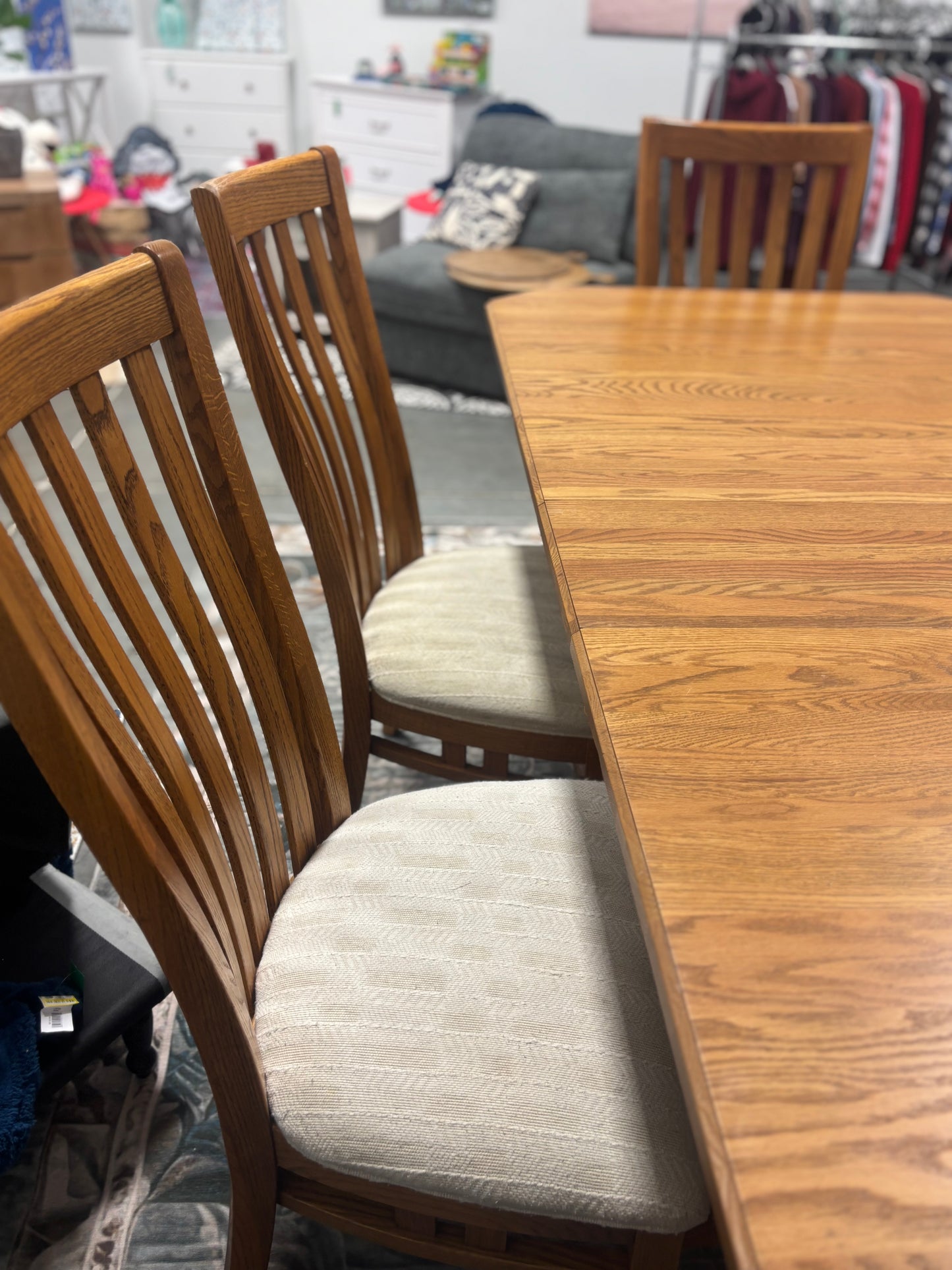 Dining Set - Solid Oak Amish Built 6 Piece set with 4 Leaves - HM